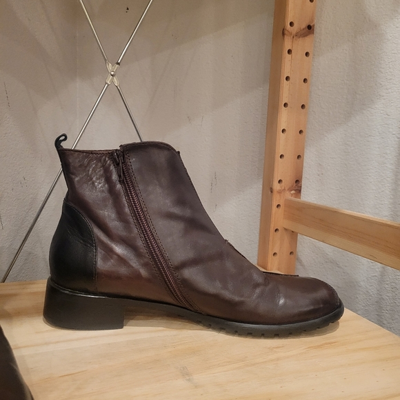Maggie's Shoes Made in Italy Leather Boots 39 - Picture 6 of 9